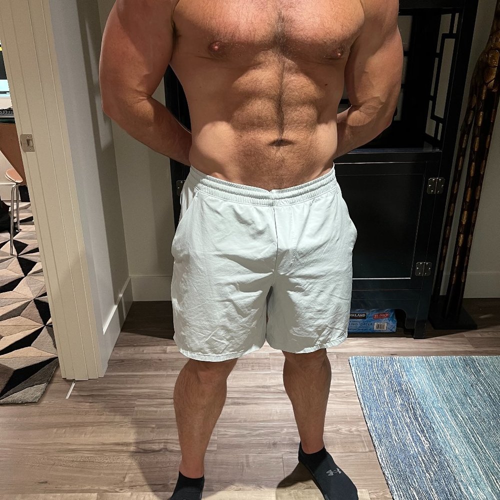 lululemon Pace Breaker Short 7" Size: XL